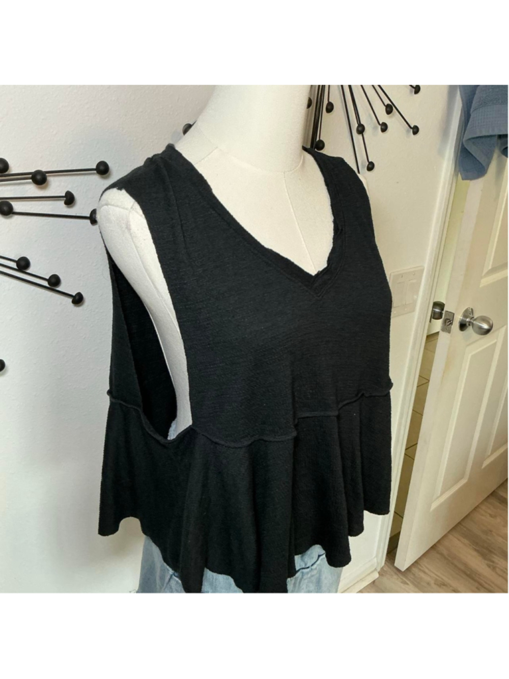Free People Movement Black Oversized Sleeveless Tank Top Size Small - Picture 2 of 5